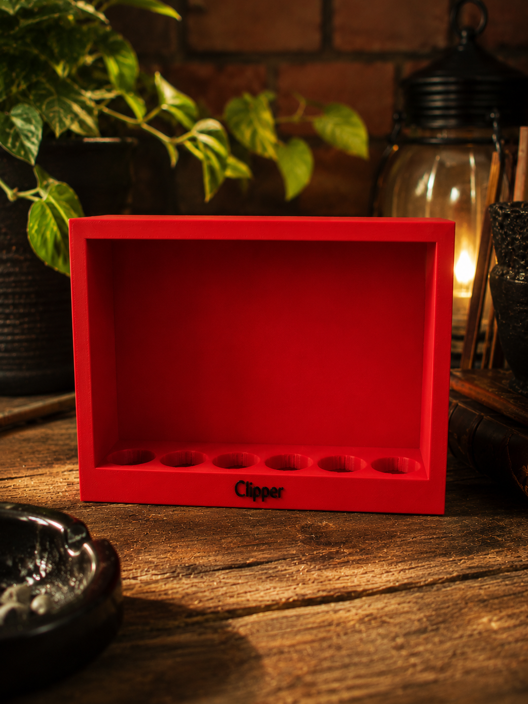 Clipper Lighter Display with Chalkboard